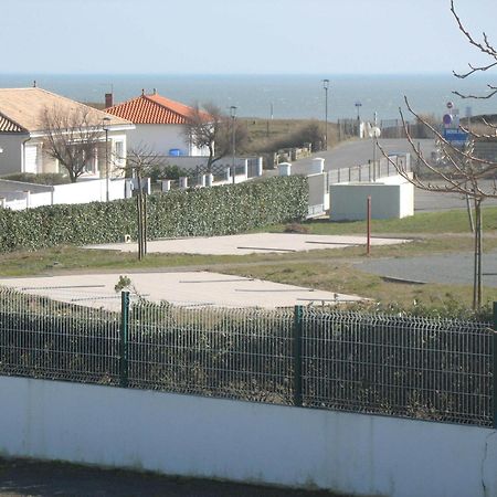 Au Petit Bonheur Hotel La Tranche-sur-Mer Exterior photo